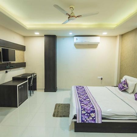 Hotel Mayur Palace Bhopal Bagian luar foto